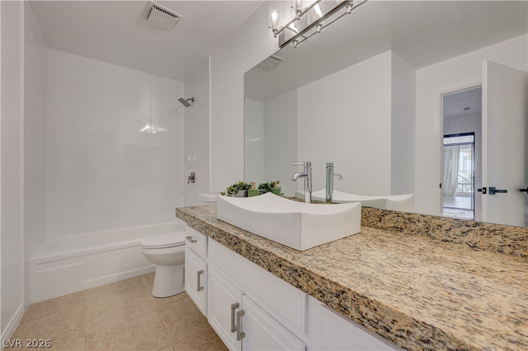 2695 San Lago Court Property Photo 15