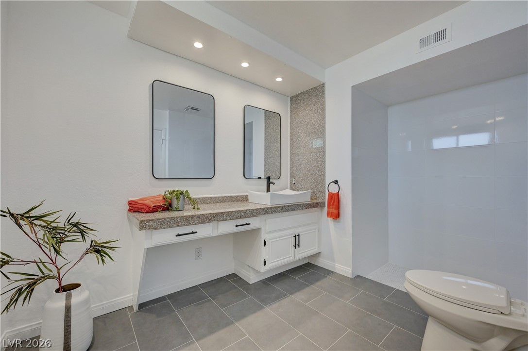2695 San Lago Court Property Photo 16