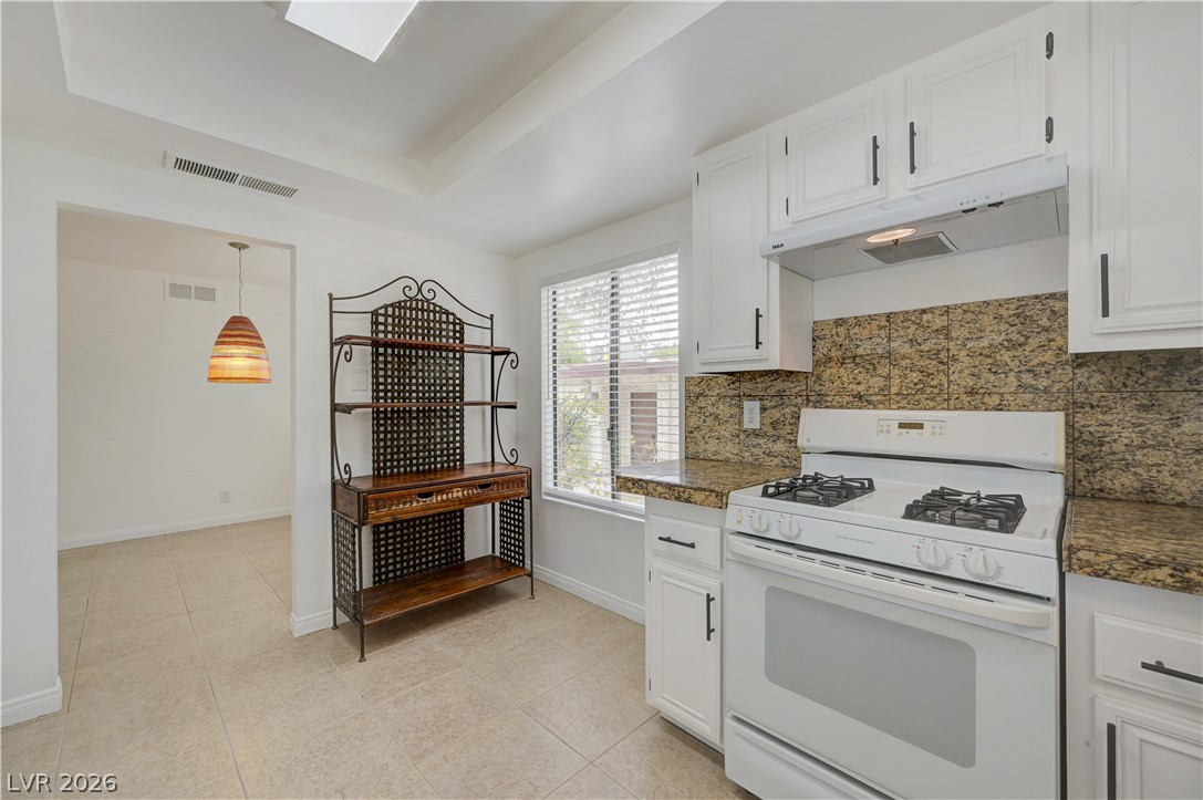 2695 San Lago Court Property Photo 17