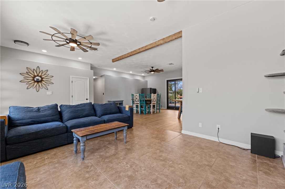 2024 Lou Adams Avenue Property Photo 12