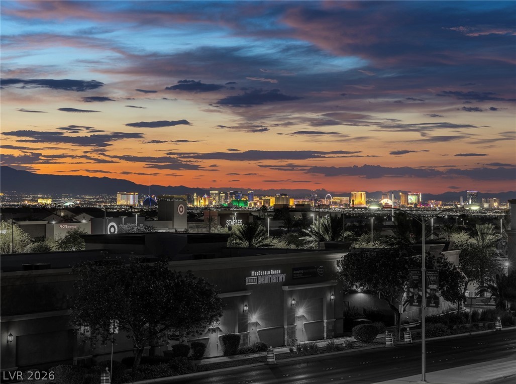 743 Glowing Horizon Street Property Photo 4