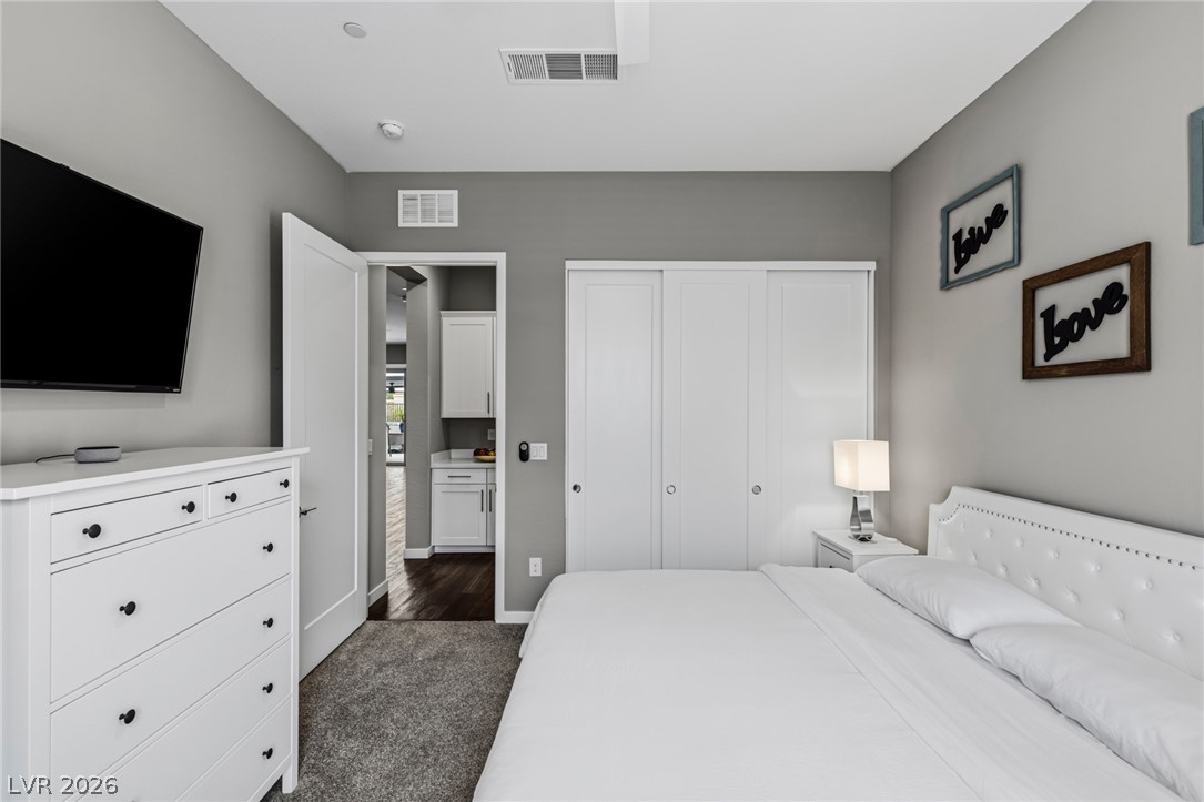 743 Glowing Horizon Street Property Photo 35