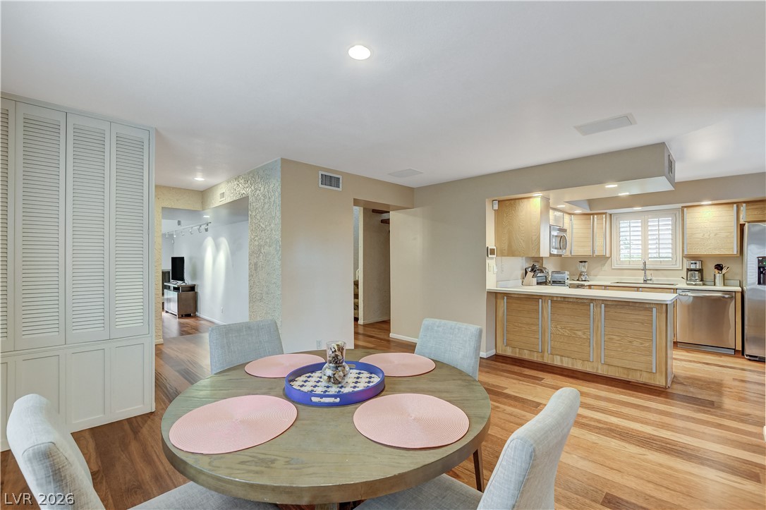 3223 Pinehurst Drive Property Photo 11