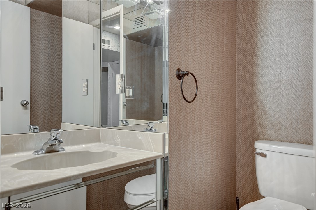 3223 Pinehurst Drive Property Photo 26