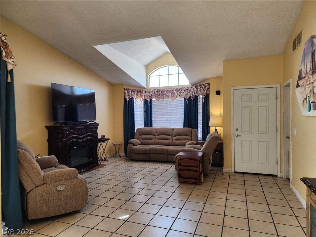 3244 Cactus Springs Drive Property Photo 6