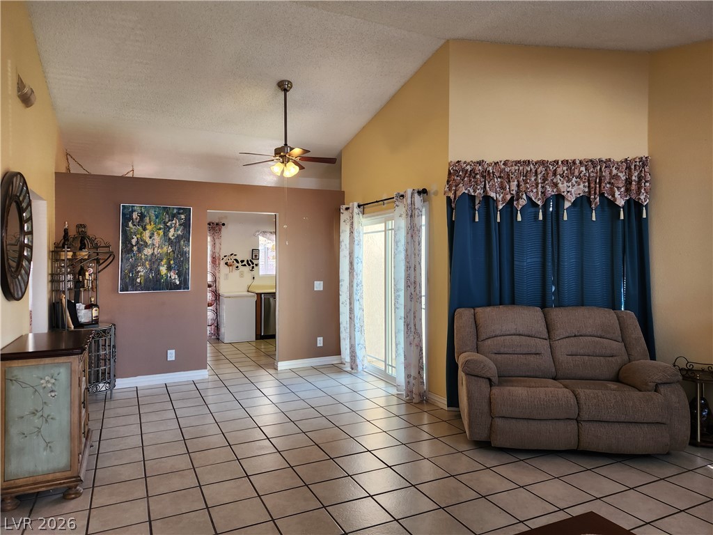 3244 Cactus Springs Drive Property Photo 7