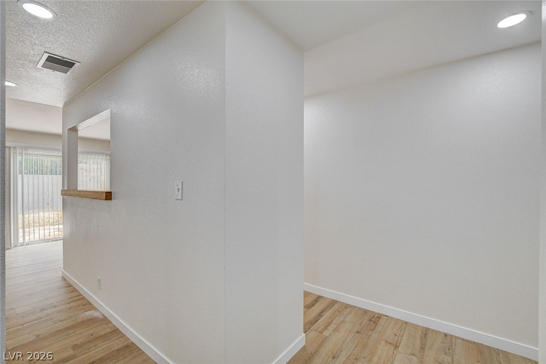 717 Palmhurst Drive Property Photo 21