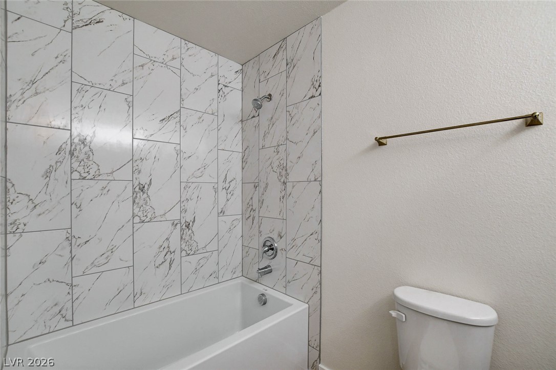 717 Palmhurst Drive Property Photo 29