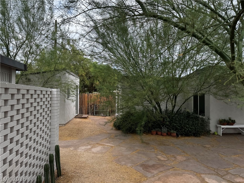 336 Arnold Street Property Photo 20