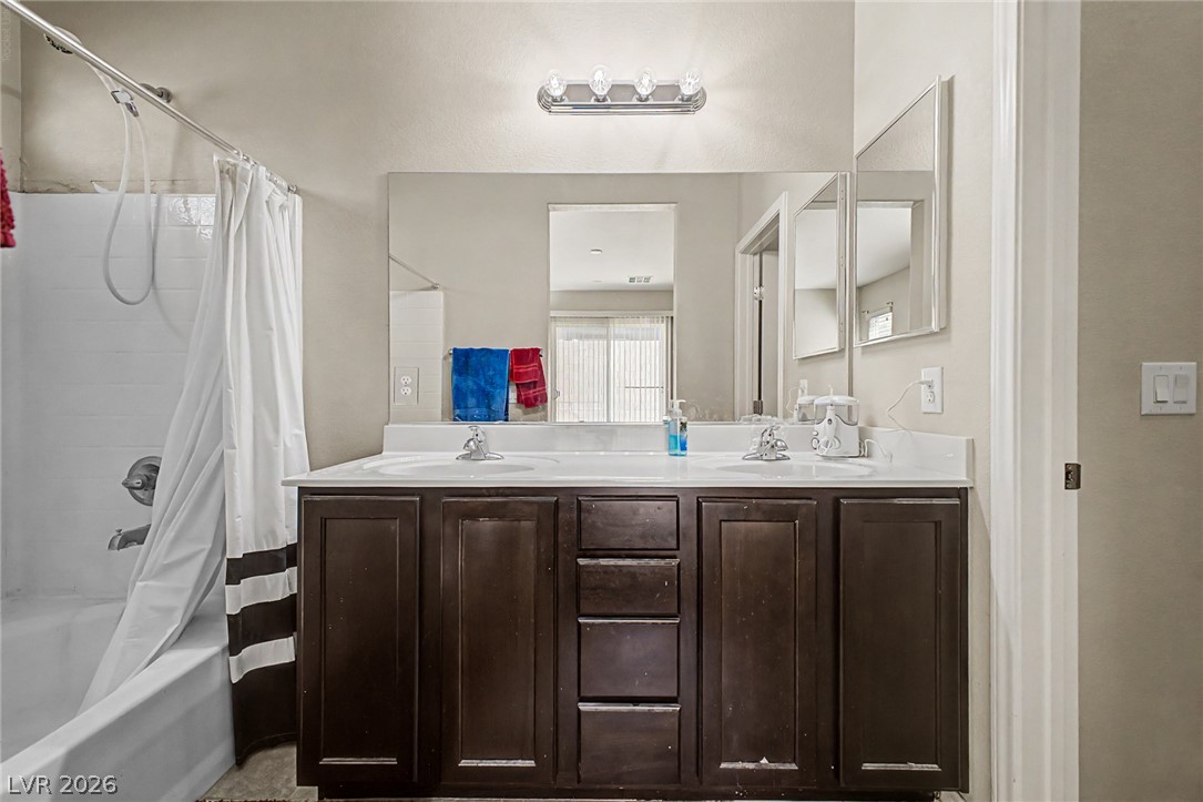 32 Buffalo Gap Court Property Photo 21
