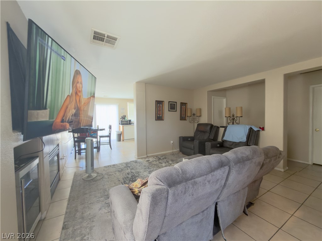 8616 Shady Pines Drive Property Photo 2