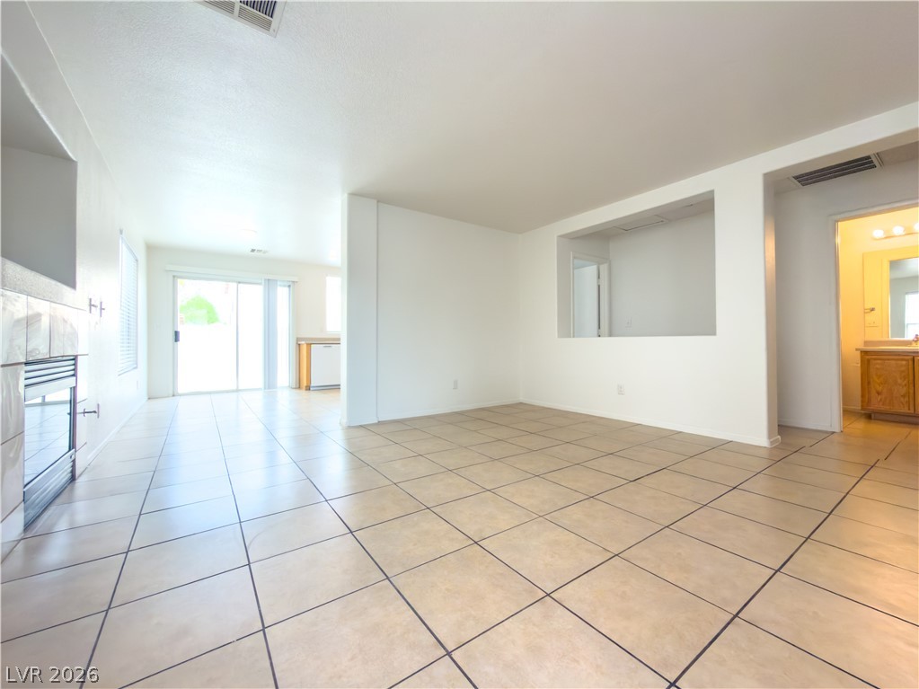 8616 Shady Pines Drive Property Photo 3
