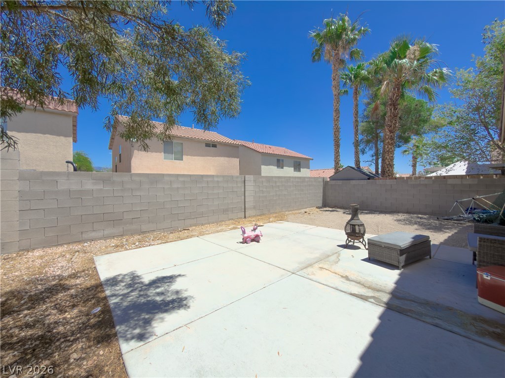 8616 Shady Pines Drive Property Photo 6
