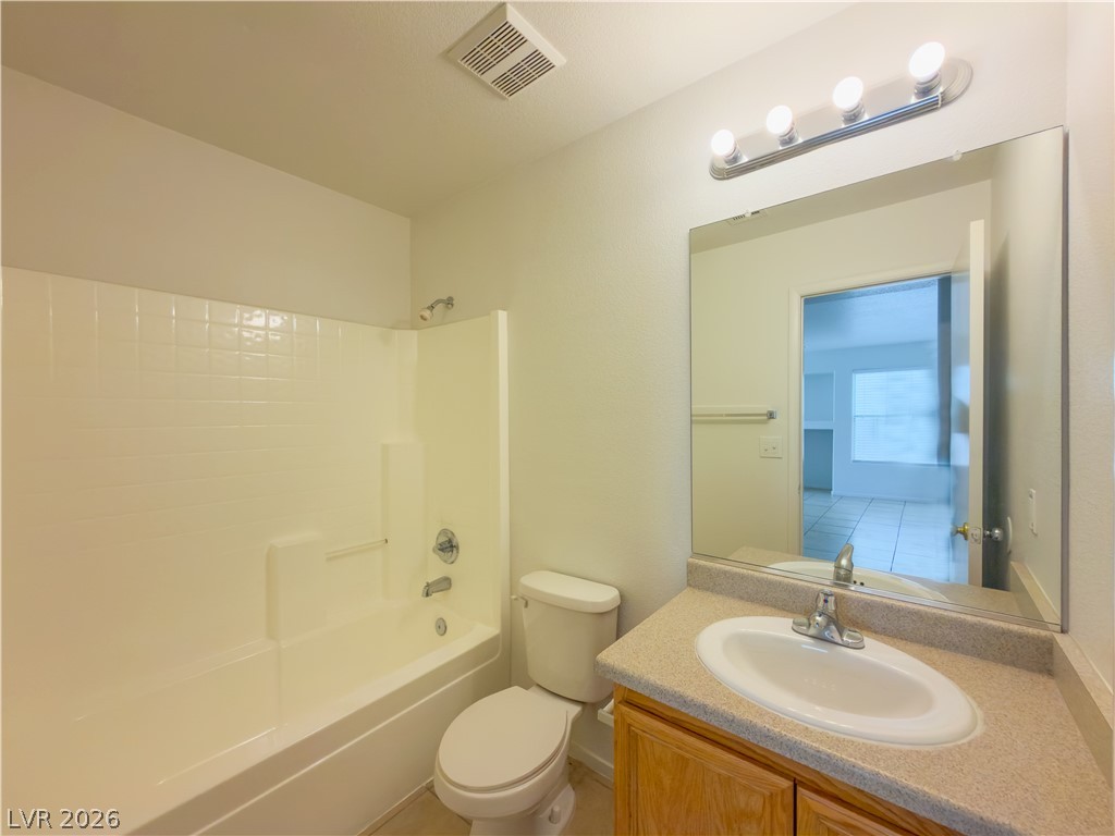 8616 Shady Pines Drive Property Photo 10
