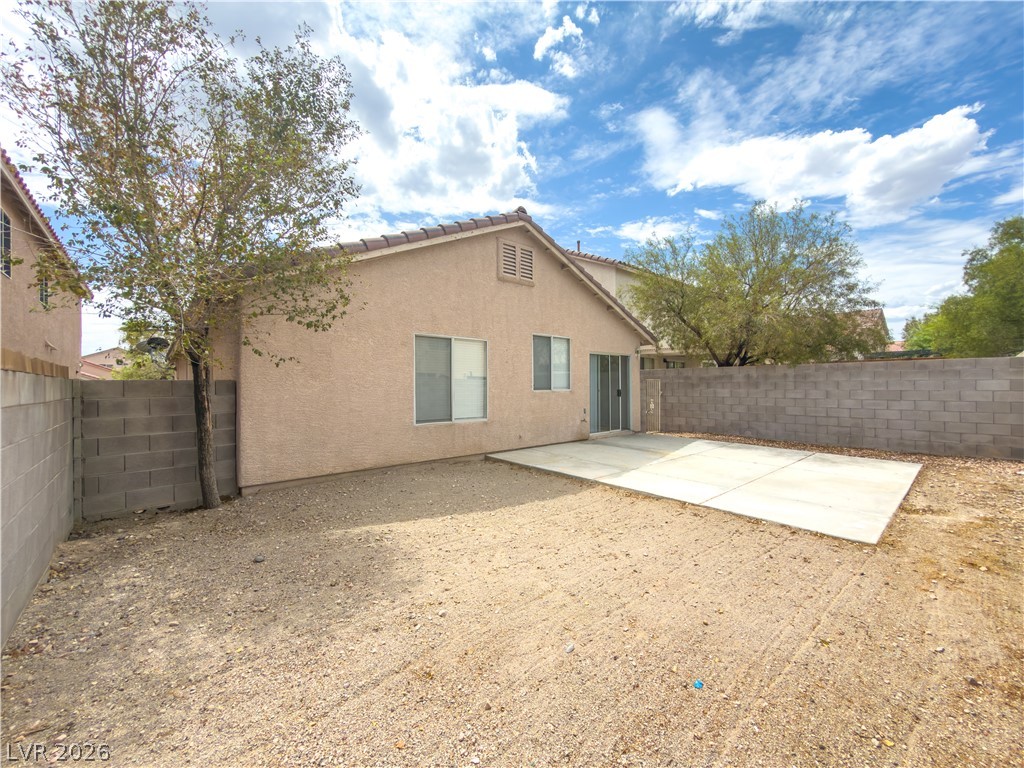 8616 Shady Pines Drive Property Photo 12