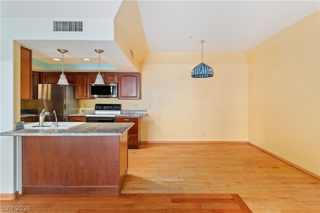 3550 Bay Sands Drive 2103 Property Photo 5
