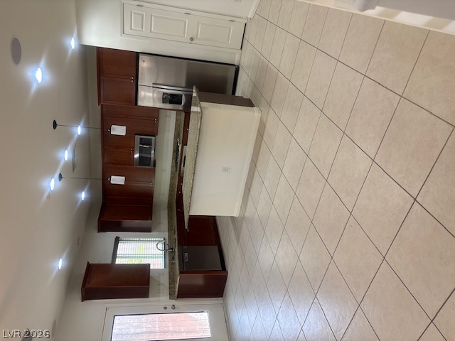 10635 Gale Wind Court Property Photo 6