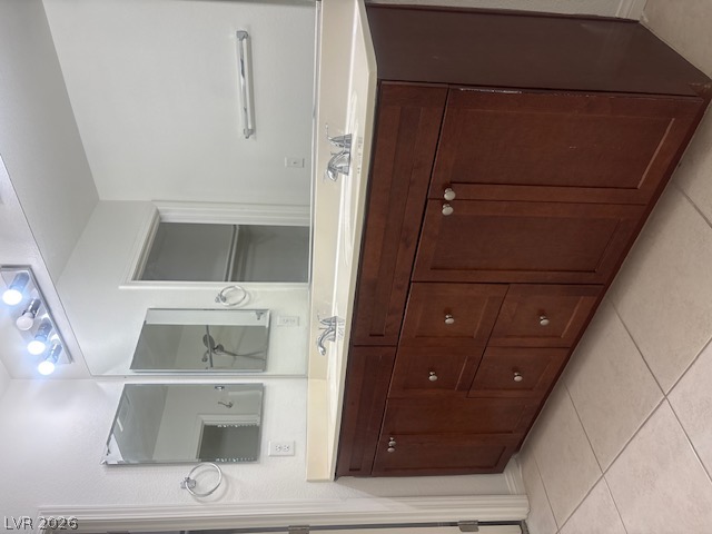 10635 Gale Wind Court Property Photo 8