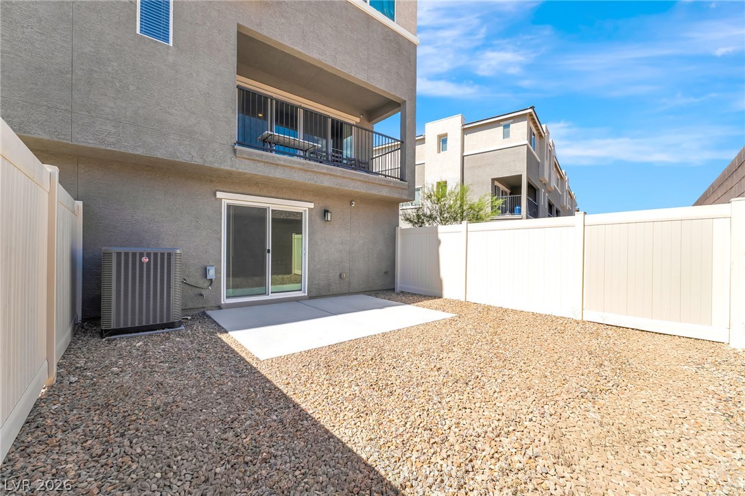 2775 Atomic Tangerine Way 1 Property Photo 32