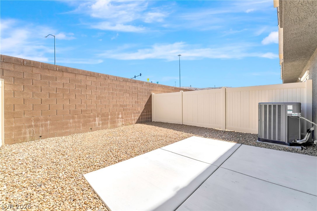 2775 Atomic Tangerine Way 1 Property Photo 34