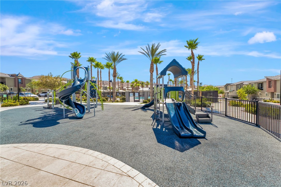 2775 Atomic Tangerine Way 1 Property Photo 40