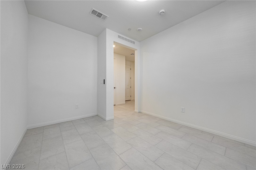 11624 Ashy Storm Avenue Property Photo 2
