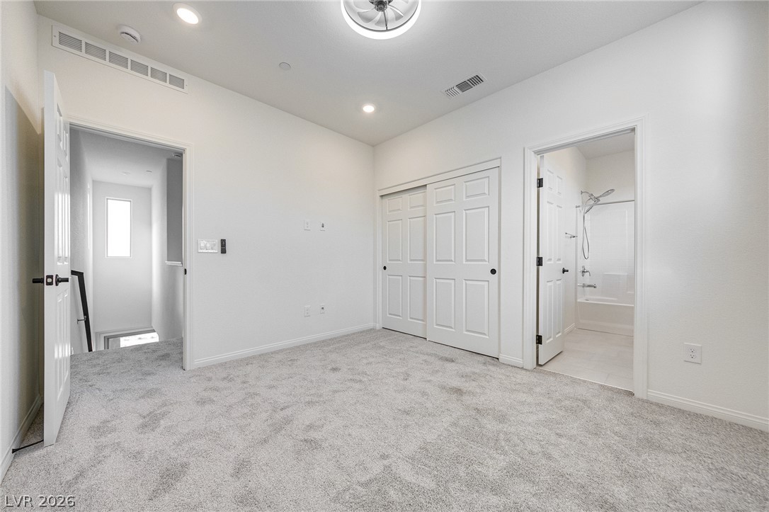 11624 Ashy Storm Avenue Property Photo 4