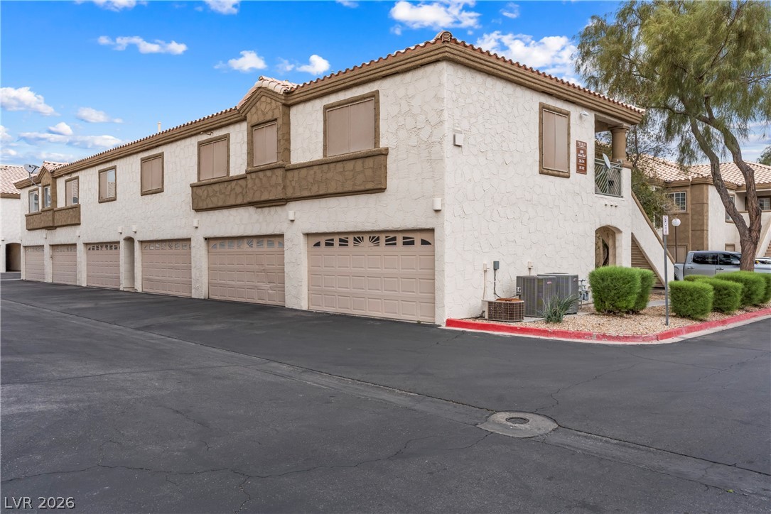 6800 Indian Chief Drive 204 Property Photo 1