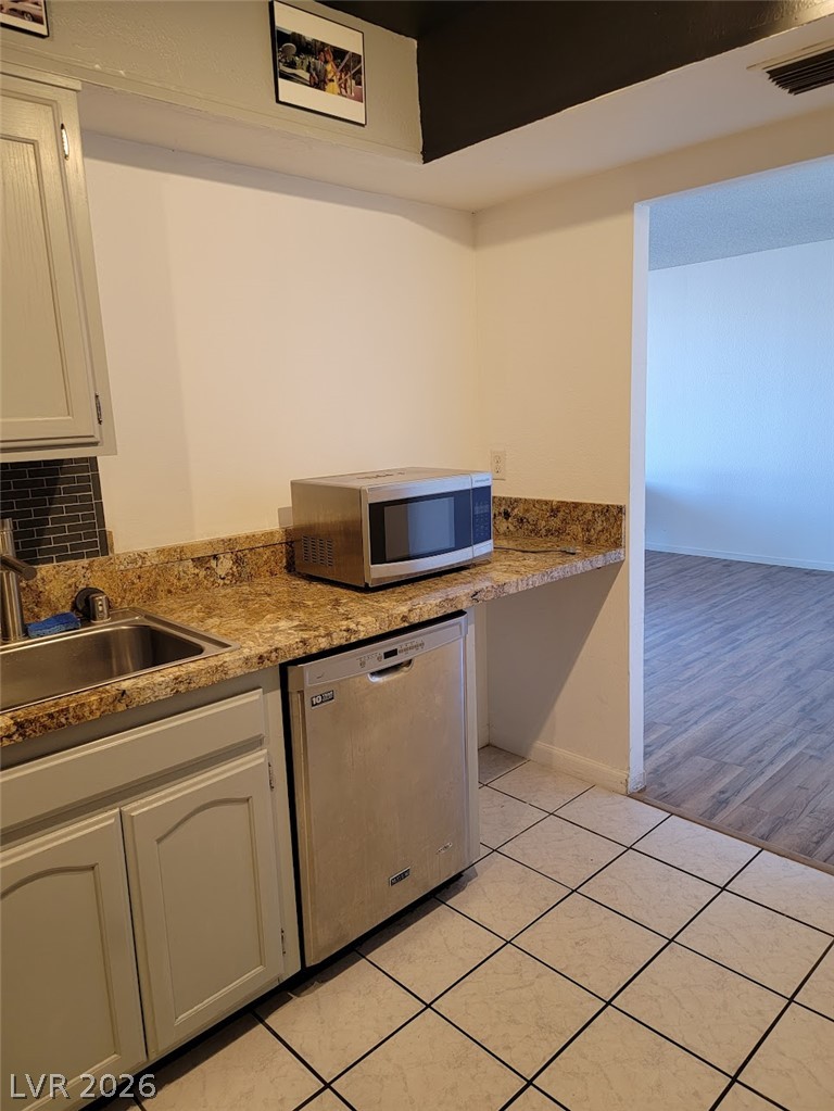 3930 University Center Drive 305 Property Photo 17