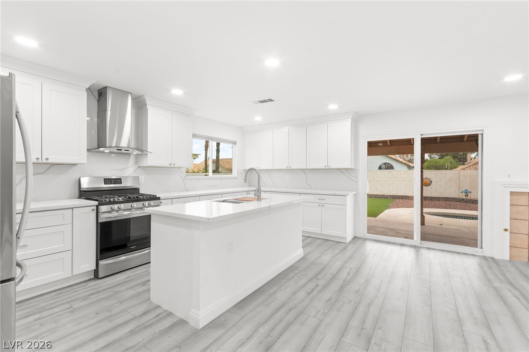 9537 Wooden Pier Way Property Photo 7