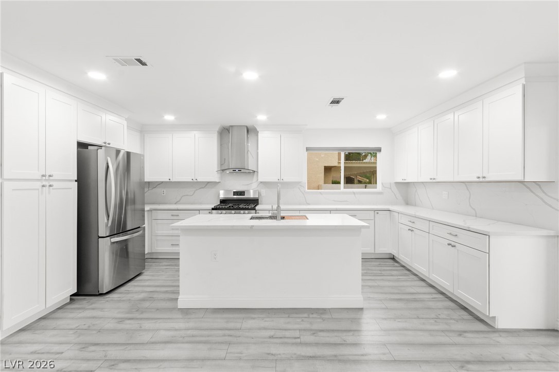 9537 Wooden Pier Way Property Photo 8