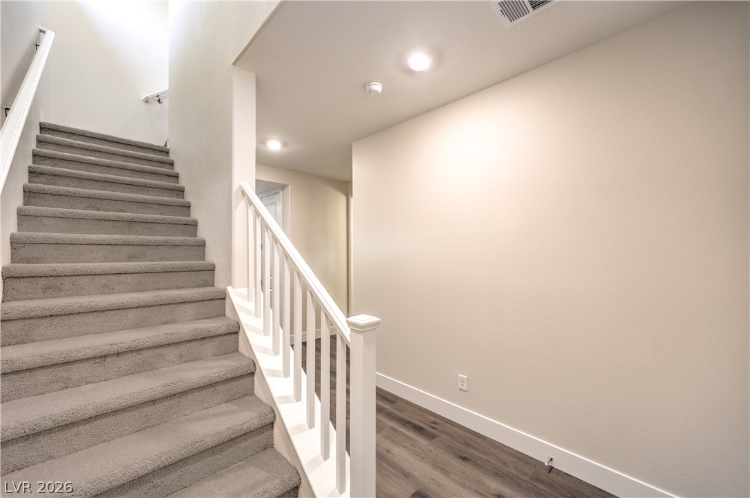 1205 Kaylis Cove Place Property Photo 12