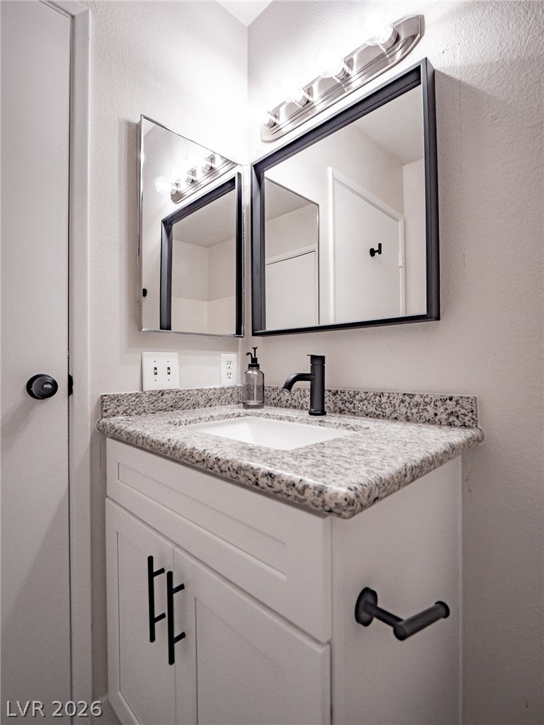 817 Mantis Way 2 Property Photo 3