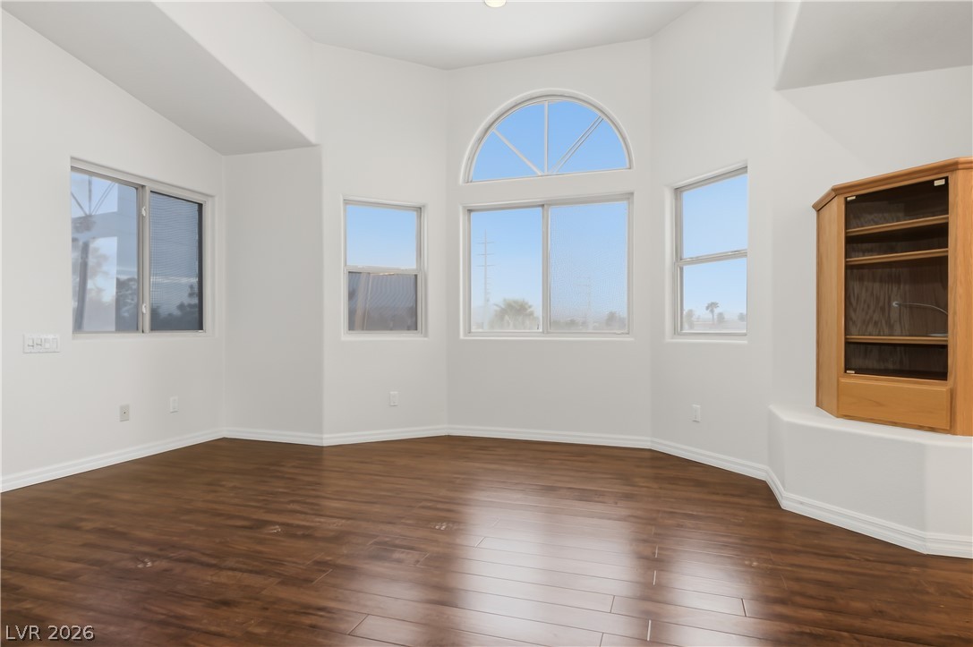5597 South Pecos Road Property Photo 24