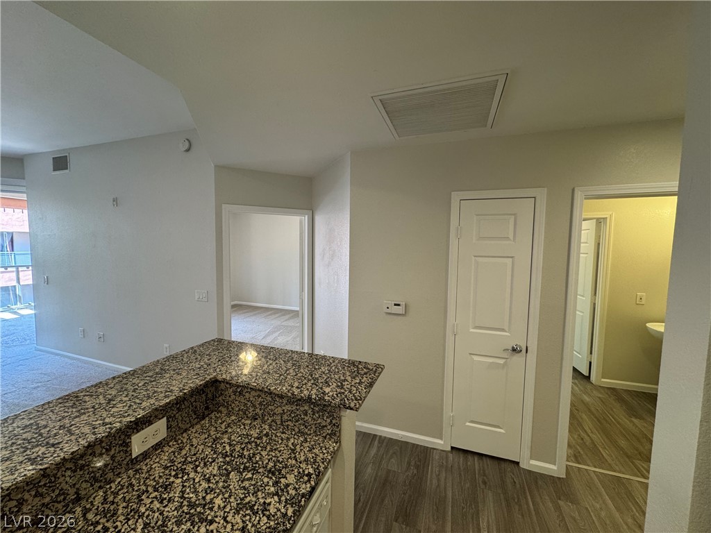 35 East Agate Avenue 406 Property Photo 7