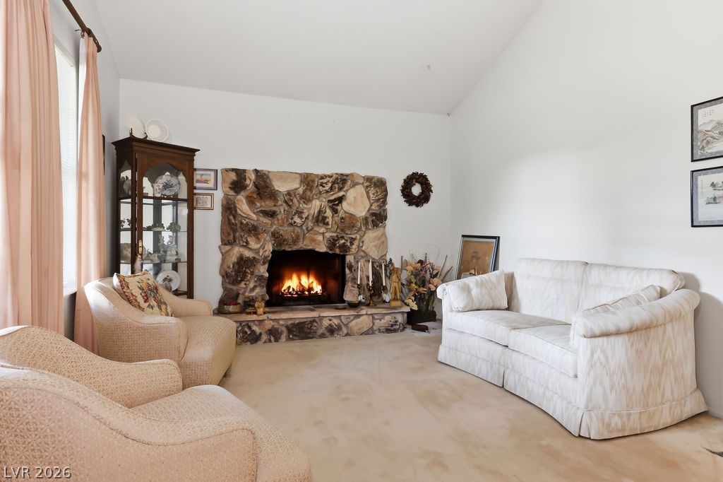 706 Sea Pines Lane Property Photo 12