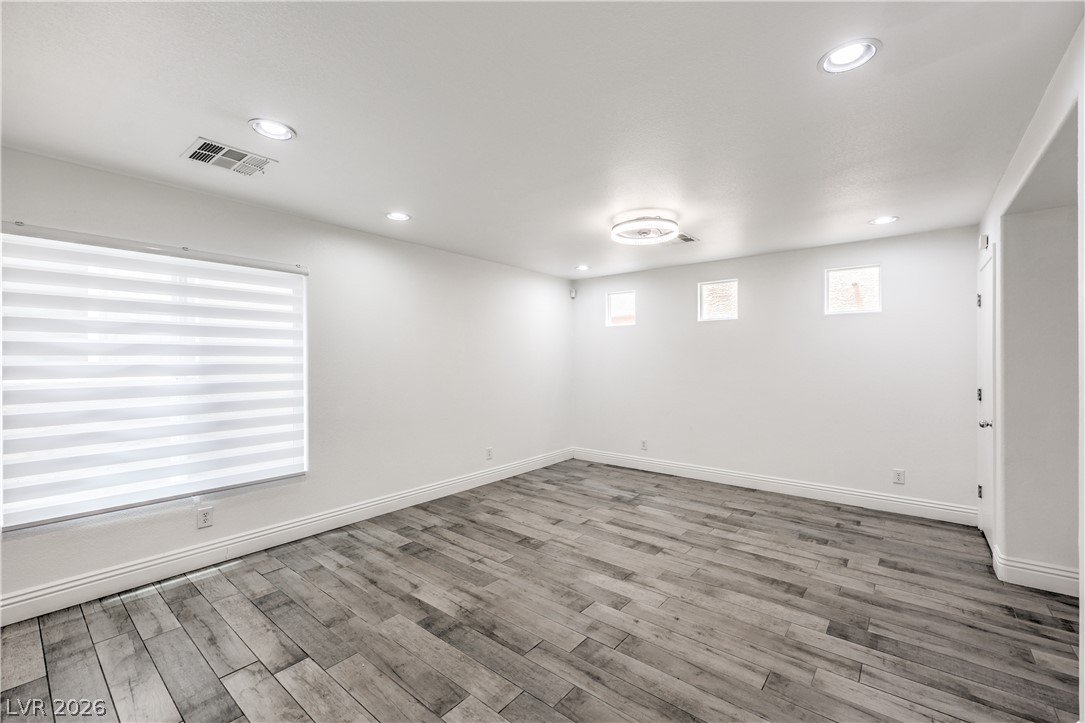 9052 Silk Threads Avenue Property Photo 4