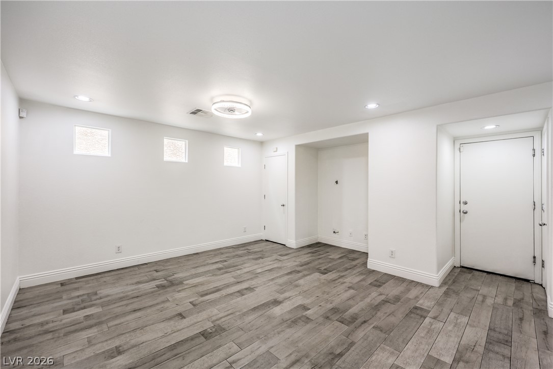 9052 Silk Threads Avenue Property Photo 5