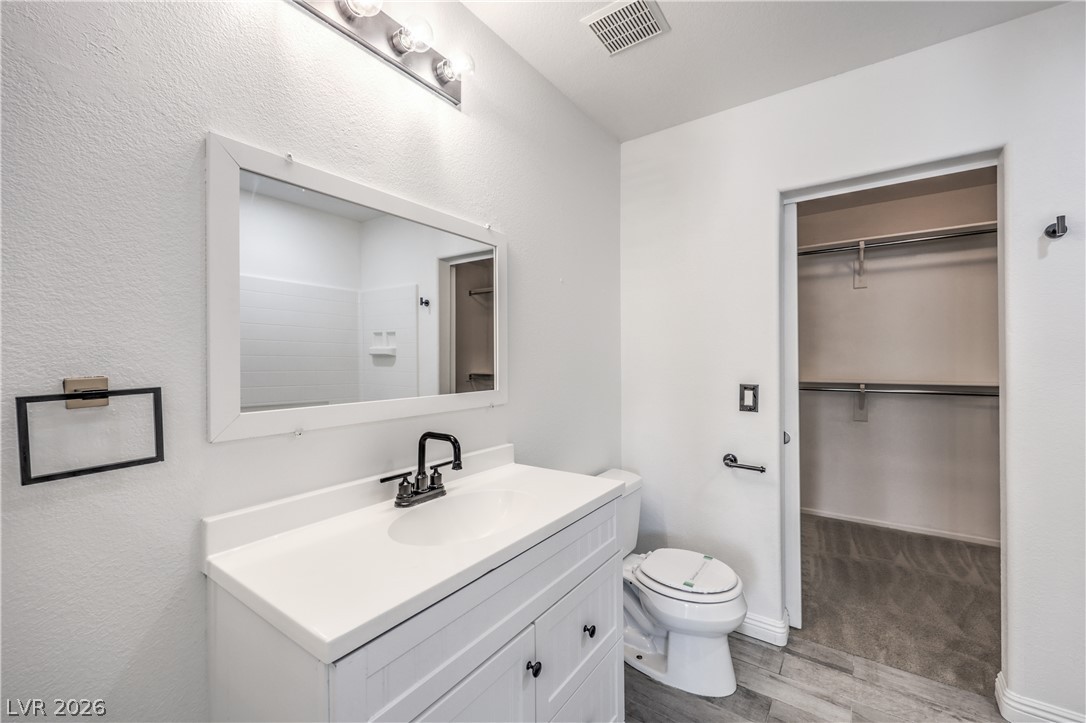 9052 Silk Threads Avenue Property Photo 15