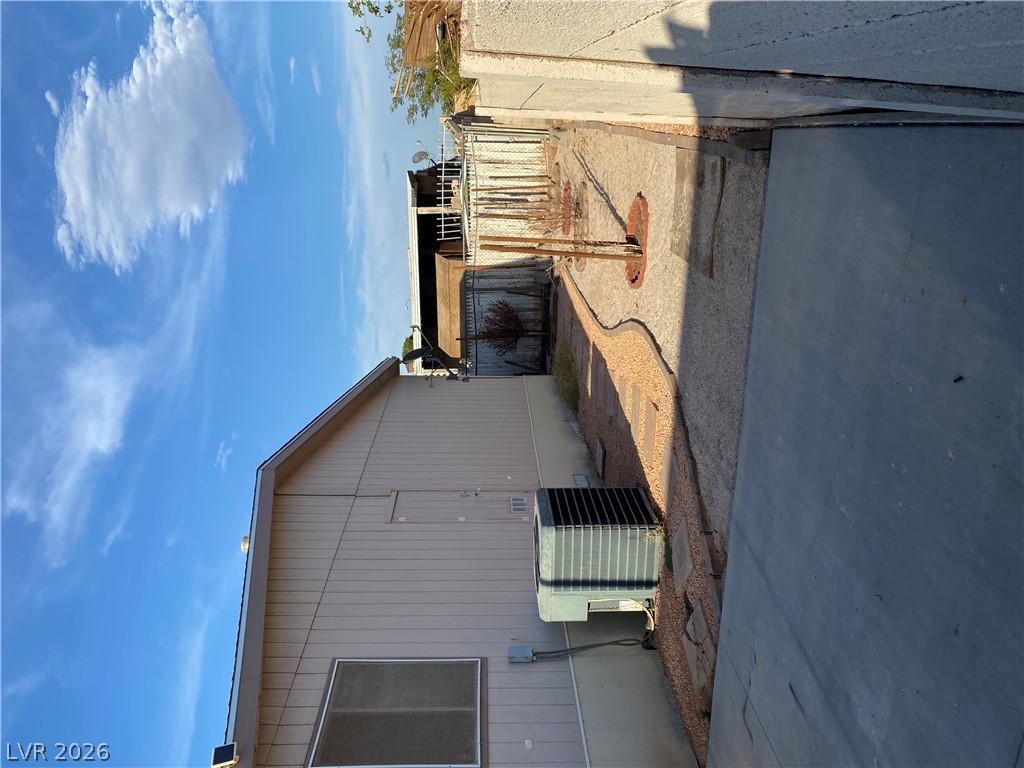 5621 Tahoe Drive Property Photo 4