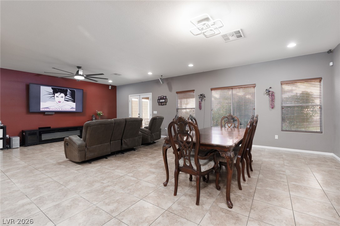 7633 Molfetta Street Property Photo 11