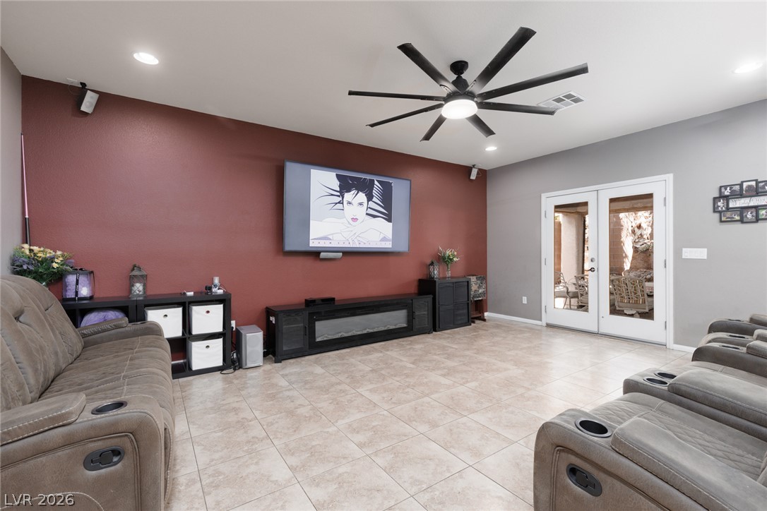 7633 Molfetta Street Property Photo 12