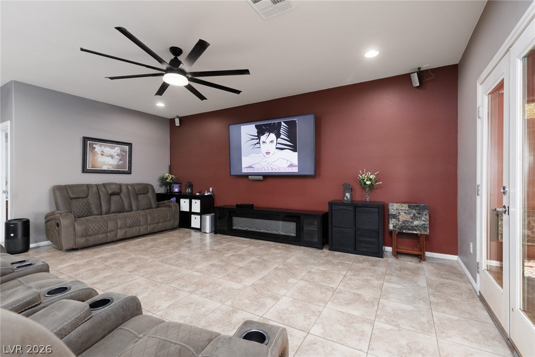 7633 Molfetta Street Property Photo 13