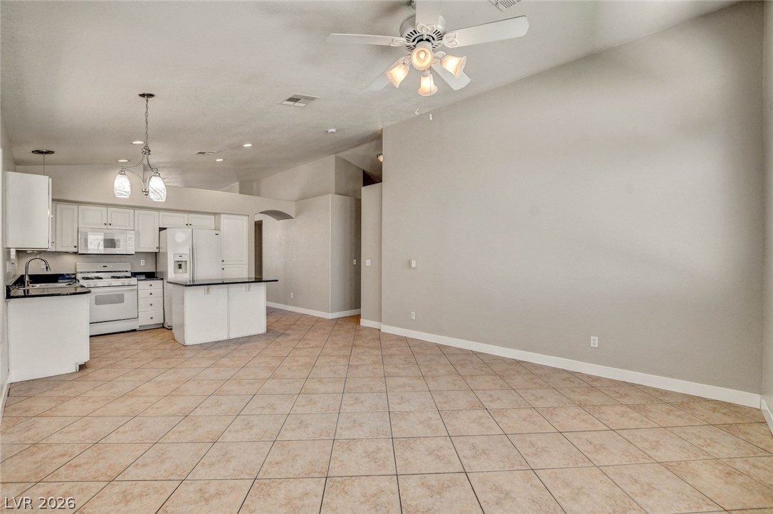 980 Sand Coral Drive Property Photo 12
