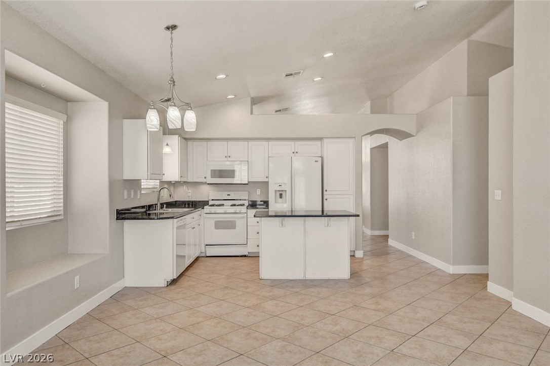 980 Sand Coral Drive Property Photo 17