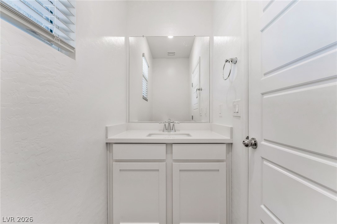 4420 Contour Bend Avenue Property Photo 13