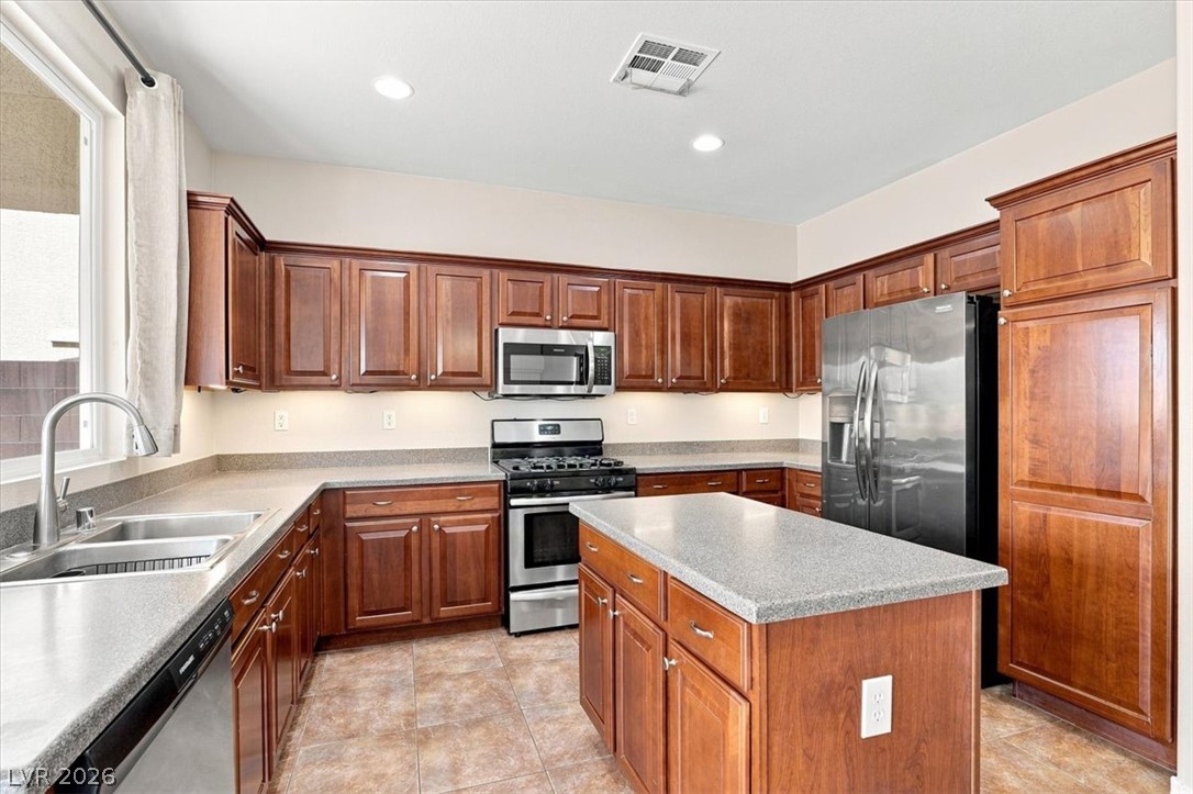 4716 Grey Heron Drive Property Photo 6