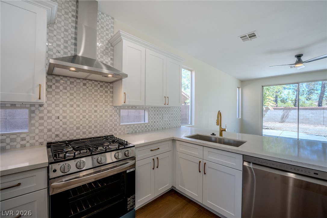 1832 Spring Summit Lane Property Photo 3