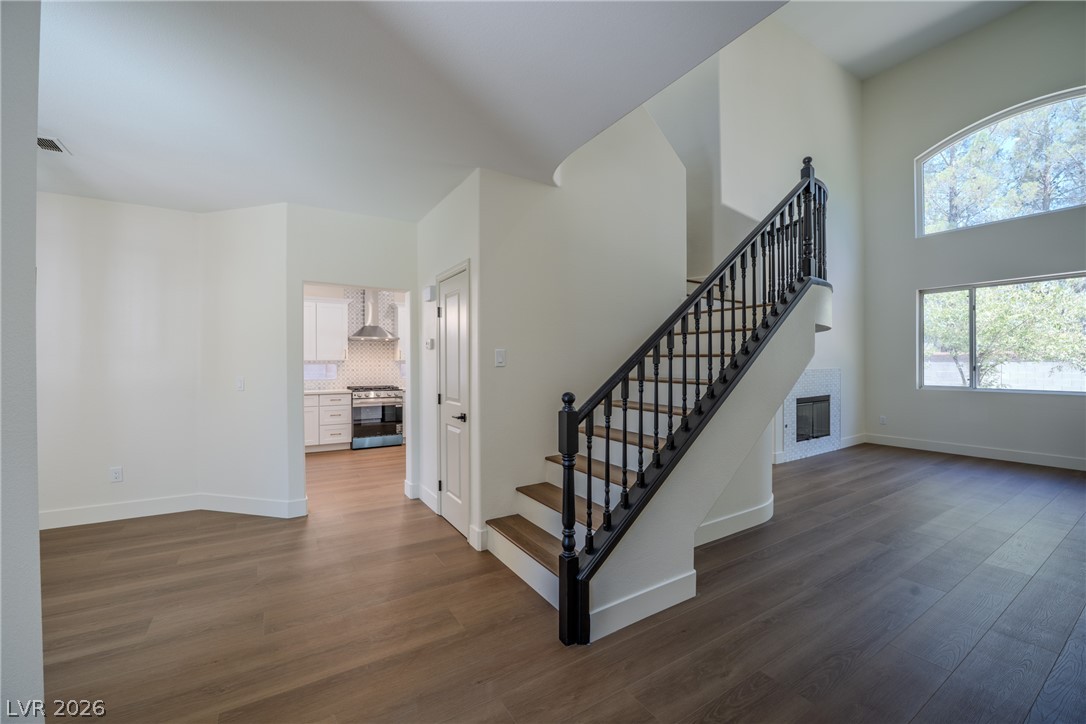 1832 Spring Summit Lane Property Photo 8