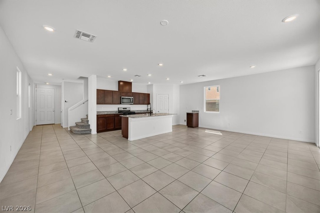 6588 Rustic Saddle Court Property Photo 4